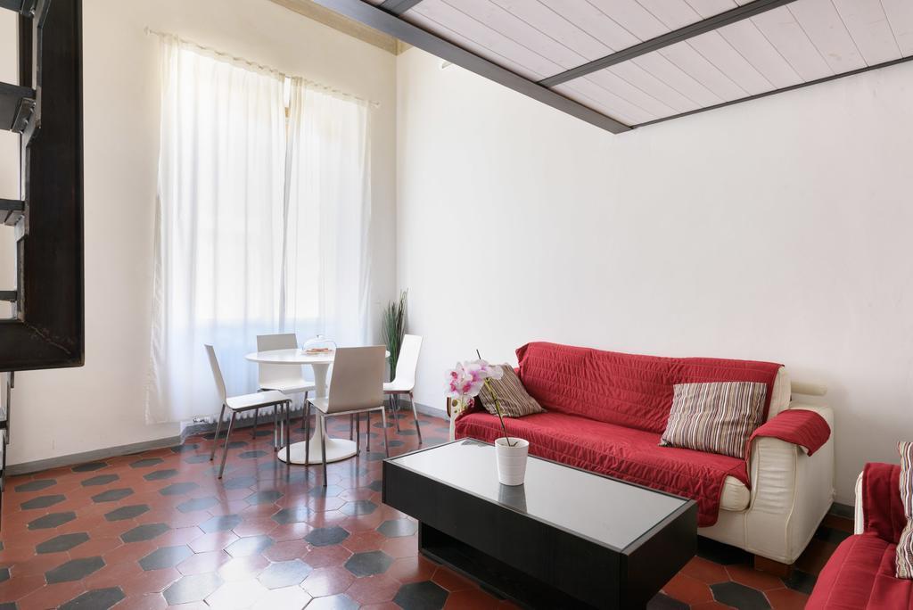 两卧室公寓 - 靠近梅尔卡托中心 佛罗伦萨 外观 照片